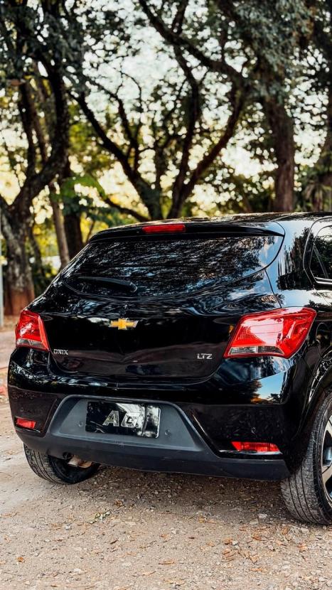 CHEVROLET Onix Hatch 1.4 4P FLEX LTZ AUTOM�TICO, Foto 11