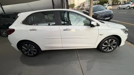 CHEVROLET Onix Hatch 1.0 12V 4P FLEX PREMIER 2 TURBO AUTOM�TICO, Foto 7