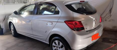 CHEVROLET Onix Hatch 1.4 4P FLEX LT, Foto 2