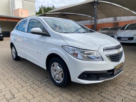 CHEVROLET Onix Hatch 1.0 4P FLEX LT, Foto 2