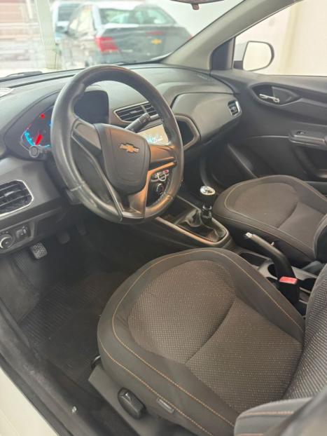 CHEVROLET Onix Hatch 1.4 4P FLEX LTZ, Foto 13