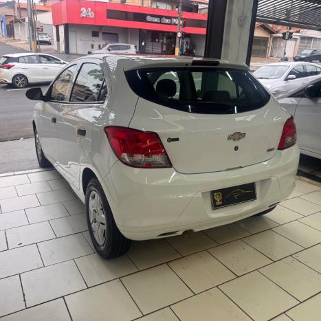 CHEVROLET Onix Hatch 1.0 4P FLEX LT, Foto 4