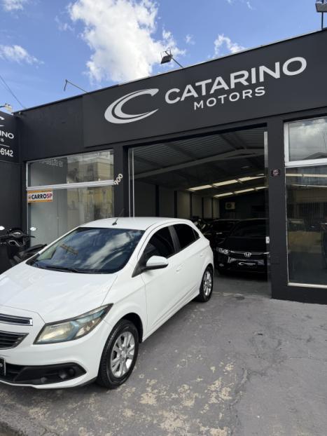 CHEVROLET Onix Hatch 1.0 4P FLEX LT LOLLAPALOOZA, Foto 1