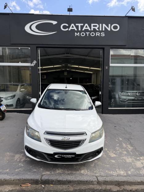 CHEVROLET Onix Hatch 1.0 4P FLEX LT LOLLAPALOOZA, Foto 4