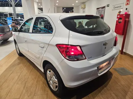 CHEVROLET Onix Hatch 1.0 4P FLEX LT, Foto 11
