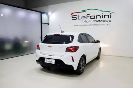 CHEVROLET Onix Hatch 1.0 12V 4P FLEX LT TURBO, Foto 11
