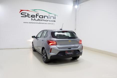CHEVROLET Onix Hatch 1.0 12V 4P FLEX PREMIER 2 TURBO AUTOM�TICO, Foto 13