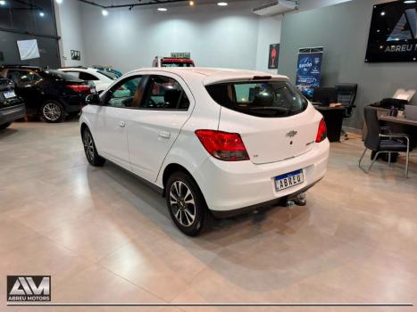 CHEVROLET Onix Hatch 1.4 4P FLEX LTZ, Foto 10