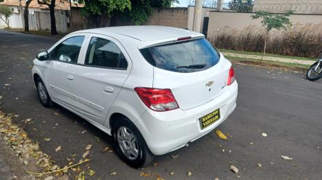 CHEVROLET Onix Hatch 1.0 4P FLEX LT, Foto 5