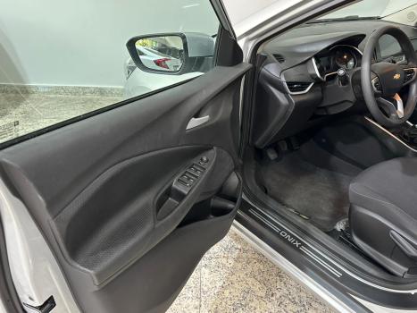 CHEVROLET Onix Hatch 1.0 12V 4P FLEX LT, Foto 6