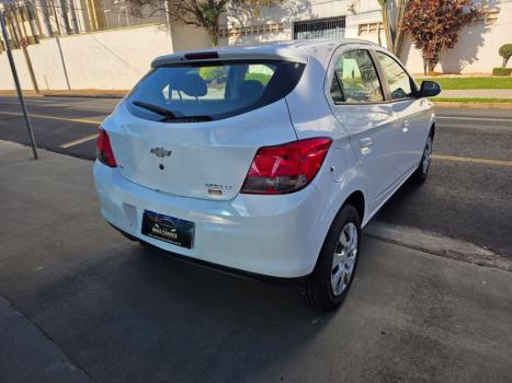 CHEVROLET Onix Hatch 1.4 4P FLEX LT, Foto 3