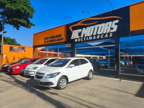 CHEVROLET Onix Hatch 1.4 4P FLEX LT, Foto 2