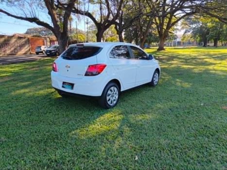 CHEVROLET Onix Hatch 1.4 4P FLEX LT, Foto 9