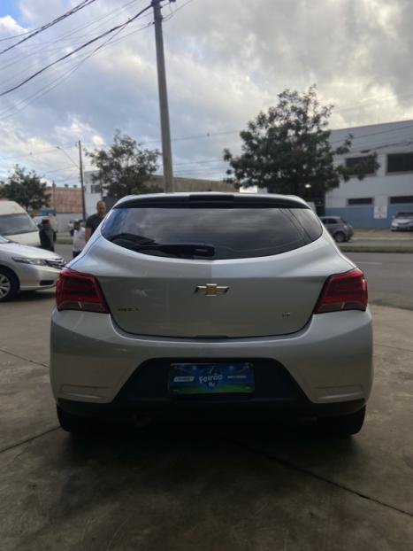 CHEVROLET Onix Hatch 1.0 12V 4P FLEX LT, Foto 8