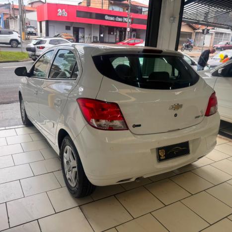 CHEVROLET Onix Hatch 1.0 4P FLEX LT, Foto 7