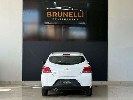 CHEVROLET Onix Hatch 1.0 4P FLEX LT, Foto 4