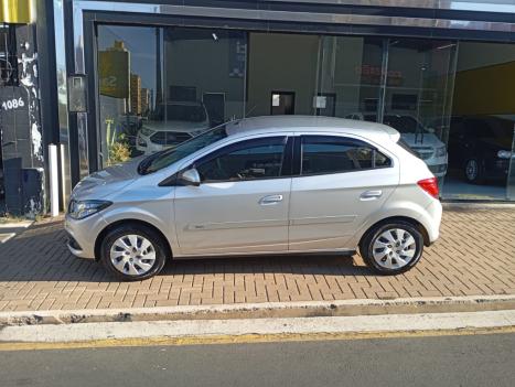 CHEVROLET Onix Hatch 1.4 4P FLEX LT, Foto 5