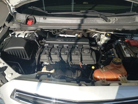 CHEVROLET Onix Hatch 1.4 4P FLEX LT, Foto 9