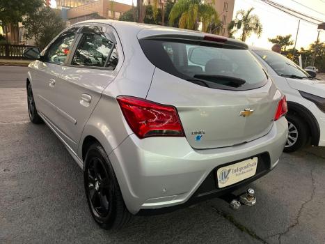 CHEVROLET Onix Hatch 1.4 4P FLEX LT AUTOM�TICO, Foto 4