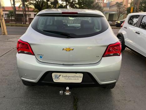CHEVROLET Onix Hatch 1.4 4P FLEX LT AUTOM�TICO, Foto 5
