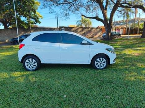CHEVROLET Onix Hatch 1.4 4P FLEX LT, Foto 10