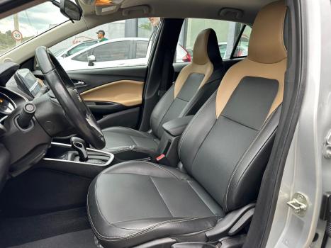 CHEVROLET Onix Hatch 1.0 12V 4P FLEX PREMIER 2 TURBO AUTOM�TICO, Foto 10