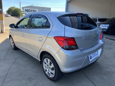 CHEVROLET Onix Hatch 1.4 4P FLEX LT, Foto 2