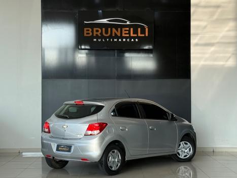 CHEVROLET Onix Hatch 1.0 4P FLEX LS, Foto 3