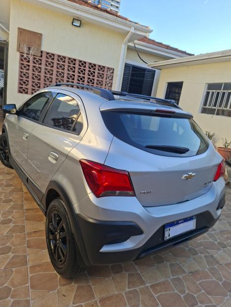 CHEVROLET Onix Hatch 1.4 4P FLEX ACTIV, Foto 3