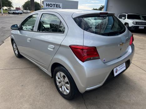CHEVROLET Onix Hatch 1.0 4P FLEX LT, Foto 2