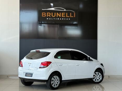CHEVROLET Onix Hatch 1.4 4P FLEX LT, Foto 3