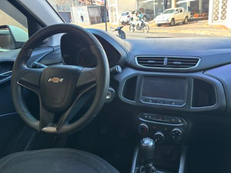 CHEVROLET Onix Hatch 1.4 4P FLEX LTZ, Foto 13