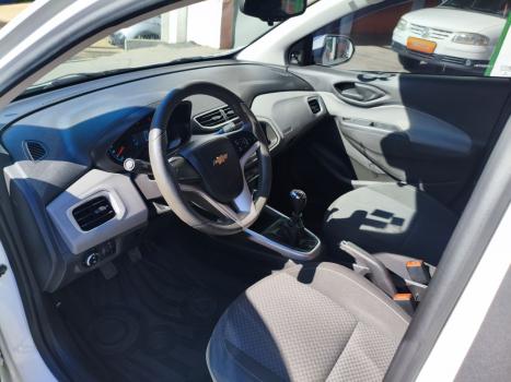 CHEVROLET Onix Hatch 1.4 4P FLEX LT, Foto 12