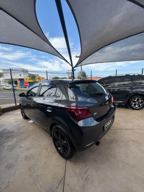 CHEVROLET Onix Hatch 1.4 4P FLEX LTZ AUTOM�TICO, Foto 6