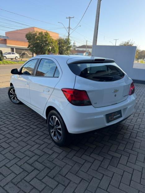 CHEVROLET Onix Hatch 1.4 4P FLEX LTZ, Foto 3