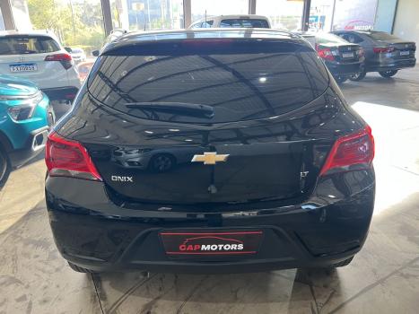 CHEVROLET Onix Hatch 1.0 4P FLEX LT PLUS, Foto 5