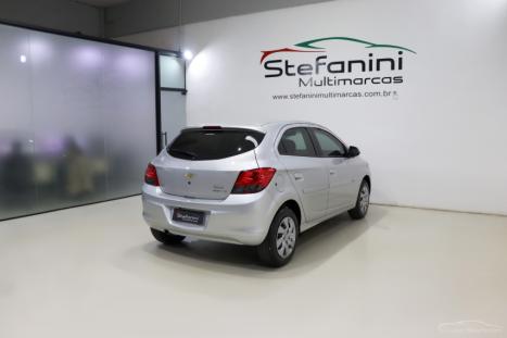 CHEVROLET Onix Hatch 1.4 4P FLEX LT, Foto 11