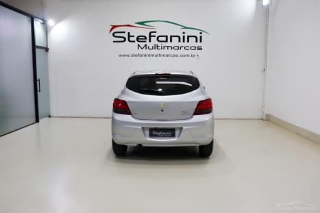 CHEVROLET Onix Hatch 1.4 4P FLEX LT, Foto 12