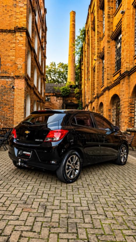 CHEVROLET Onix Hatch 1.4 4P FLEX LTZ, Foto 4