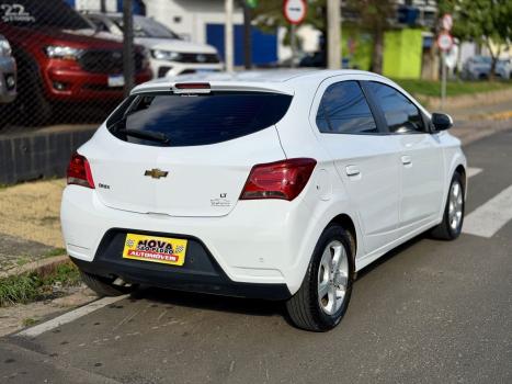 CHEVROLET Onix Hatch 1.4 4P FLEX LT, Foto 6