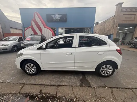CHEVROLET Onix Hatch 1.0 12V 4P FLEX LT, Foto 4