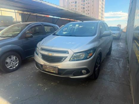 CHEVROLET Onix Hatch 1.4 4P FLEX LTZ, Foto 2