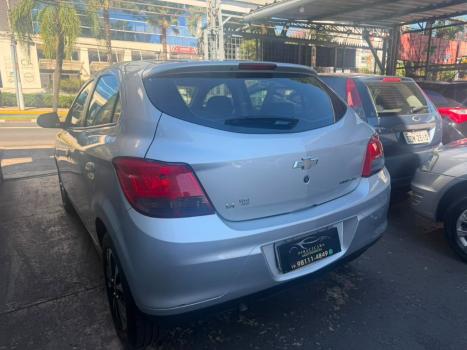 CHEVROLET Onix Hatch 1.4 4P FLEX LTZ, Foto 4