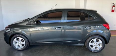 CHEVROLET Onix Hatch 1.4 4P FLEX LT AUTOM�TICO, Foto 11