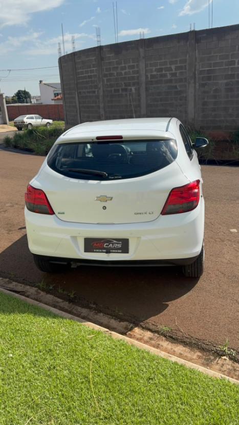 CHEVROLET Onix Hatch 1.4 4P FLEX LT AUTOM�TICO, Foto 2