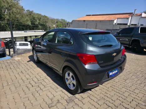 CHEVROLET Onix Hatch 1.4 4P FLEX LT, Foto 6