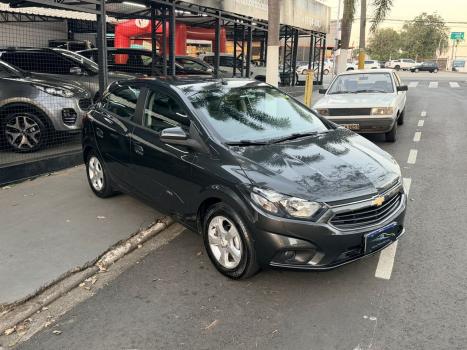 CHEVROLET Onix Hatch 1.4 4P FLEX LT AUTOM�TICO, Foto 3