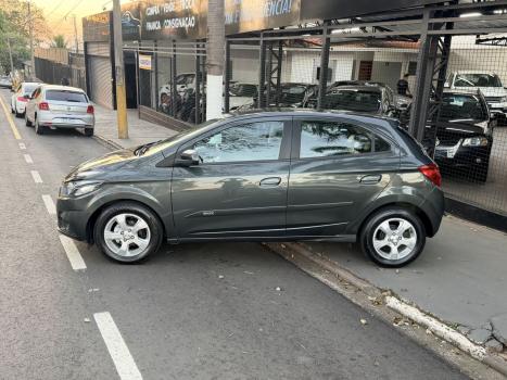 CHEVROLET Onix Hatch 1.4 4P FLEX LT AUTOM�TICO, Foto 4