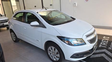CHEVROLET Onix Hatch 1.4 4P FLEX LT, Foto 6