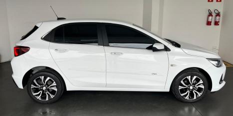 CHEVROLET Onix Hatch 1.0 12V 4P FLEX PREMIER 2 TURBO AUTOM�TICO, Foto 10